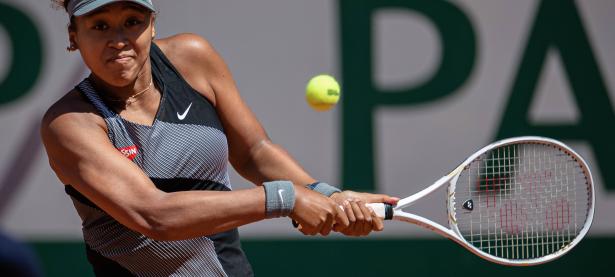 PG游戏-大坂直美在巴黎圣日耳曼比赛中绝杀，战术调整引发热议！的简单介绍