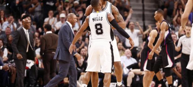 PG电子-蒂姆连续十场比赛得分超过关键助攻，快船挑战极限！的简单介绍