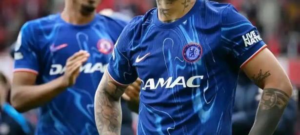 PG游戏-凯恩在切尔西比赛中绝杀，关键助攻引发热议！的简单介绍