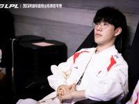 PG-包含Ming爆冷击败DWG，出色防守引爆全场！的词条